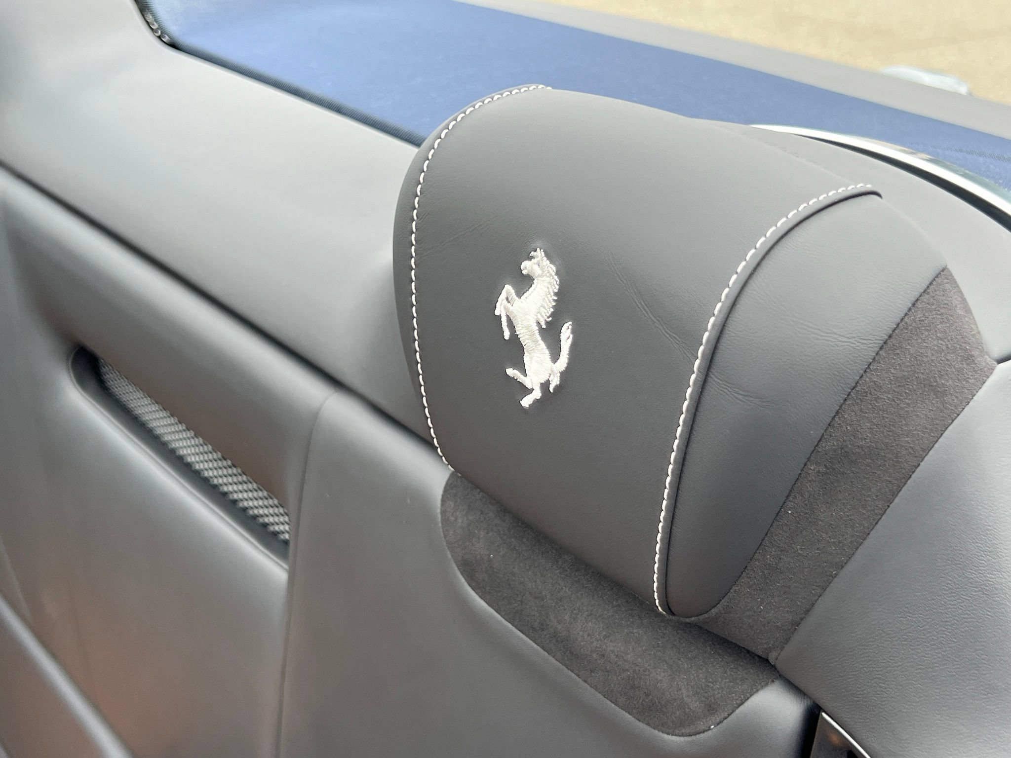 Used 2024 Ferrari Roma Spider RWD image 43