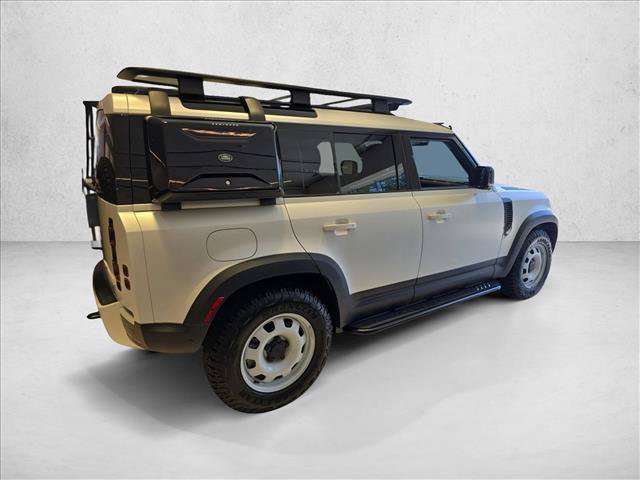 New 2024 Land Rover Defender 110 S AWD/4WD image 4
