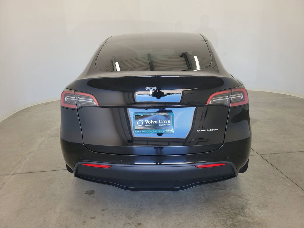 Used 2021 Tesla Model Y Long Range image 6