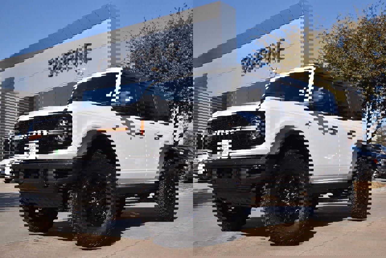 Certified 2023 Ford Bronco Wildtrak image 2