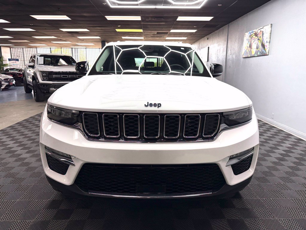 Used 2022 Jeep Grand Cherokee Limited 4xe AWD/4WD image 4