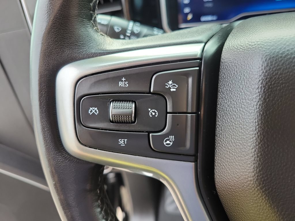 Used 2022 Chevrolet Silverado 1500 LT AWD/4WD image 23