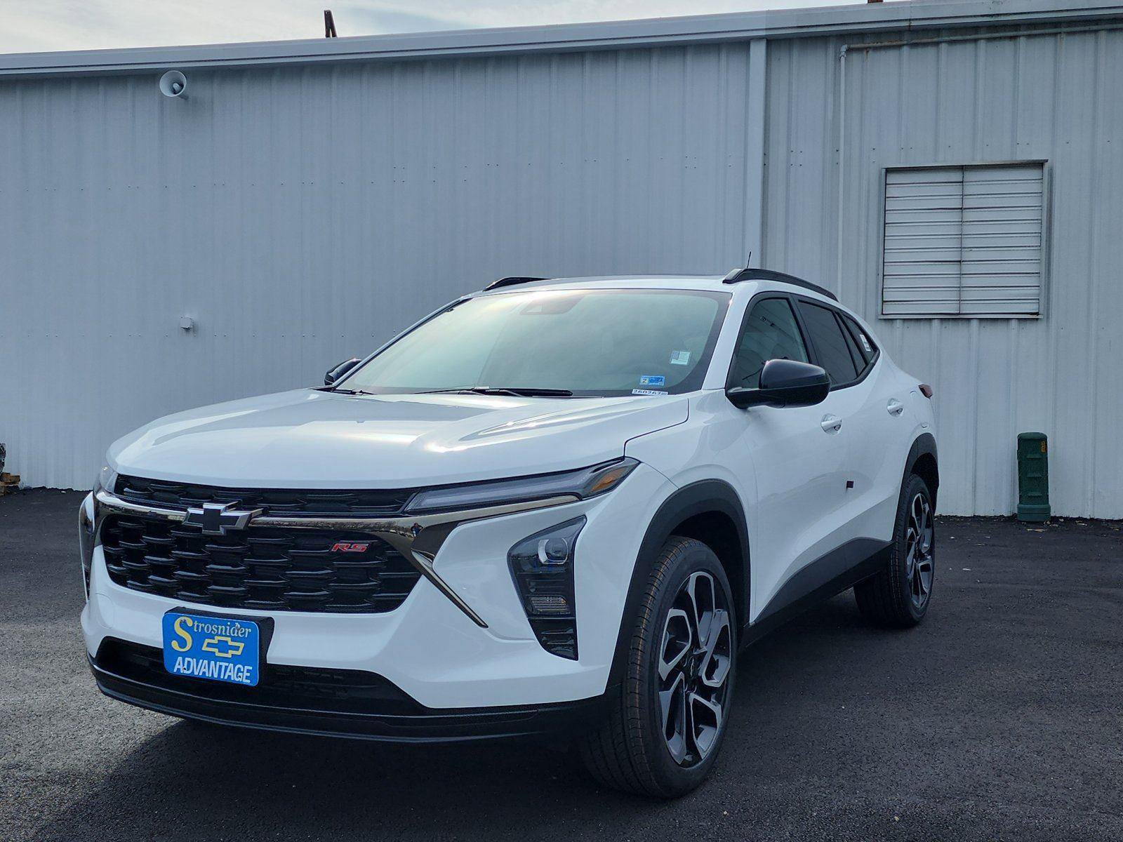 New 2026 Chevrolet Trax RS w/ Sunroof Package image 1