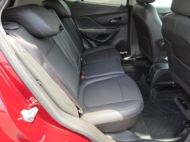 Used 2022 Buick Encore Preferred w/ Safety Package AWD/4WD image 18