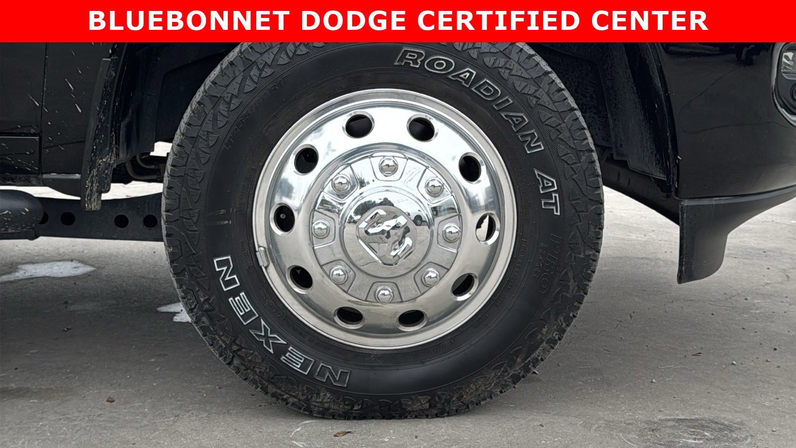 Used 2024 RAM 3500 Laramie w/ Bed Utility Group image 31