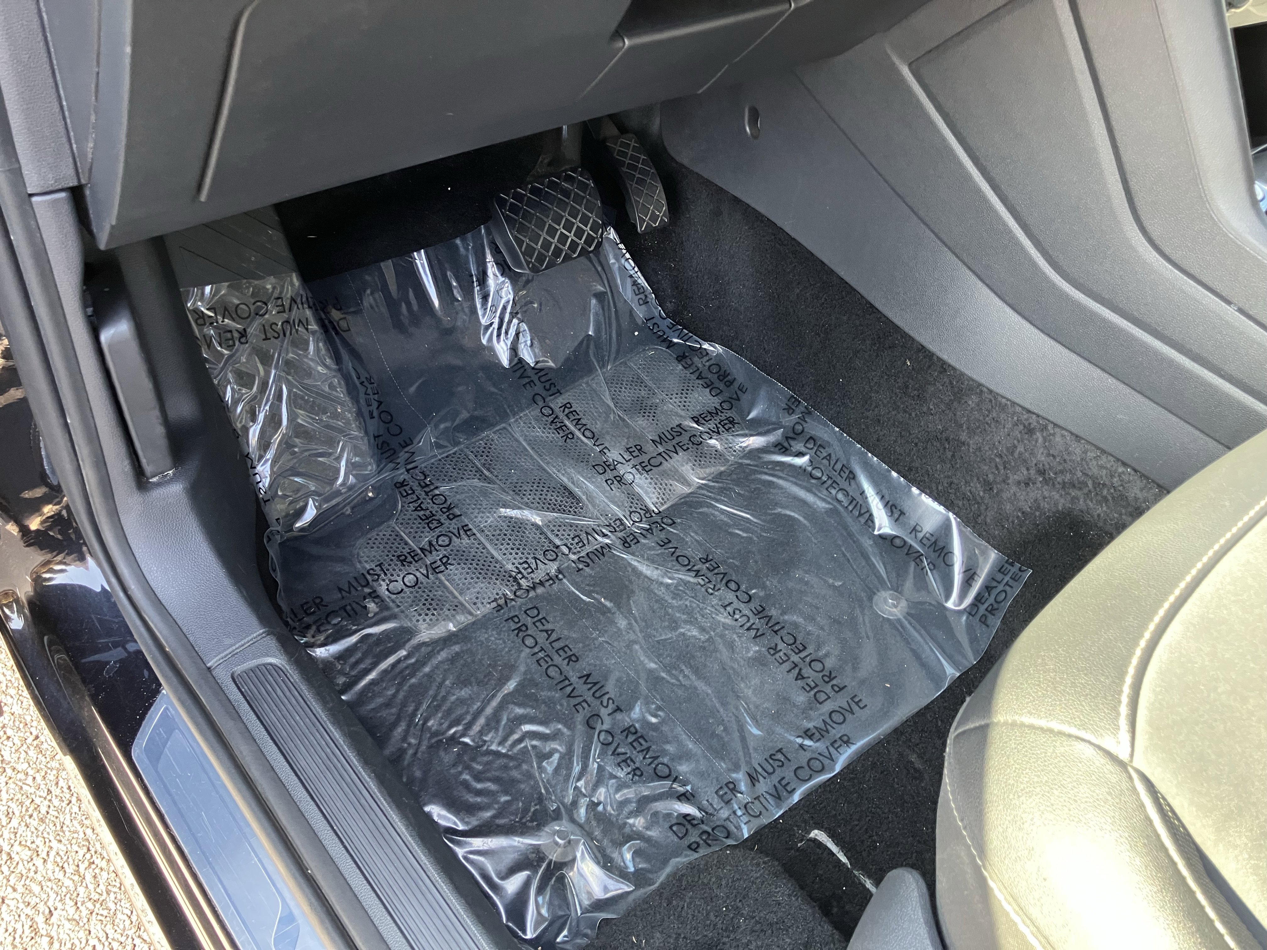 Used 2024 Volkswagen Taos SE image 18