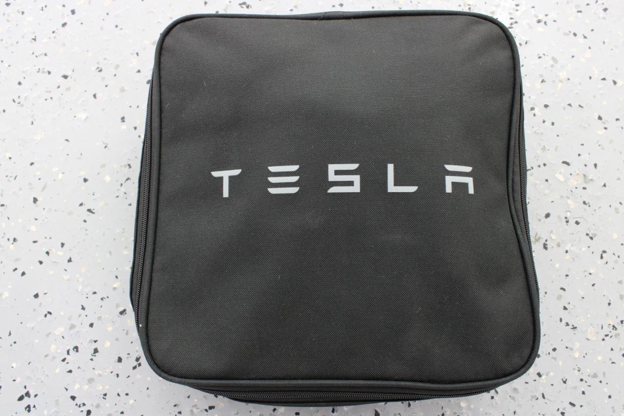 Used 2018 Tesla Model S 75D AWD/4WD image 90