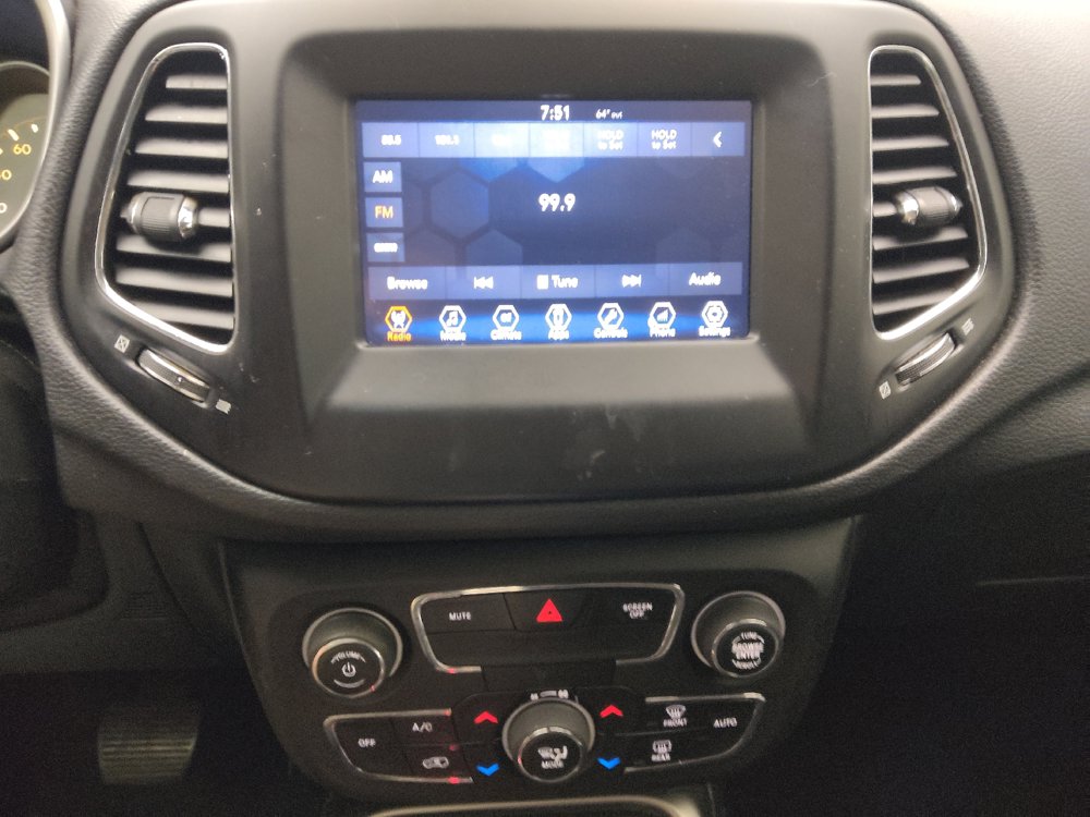 Used 2018 Jeep Compass Latitude w/ Popular Equipment Group AWD/4WD image 25