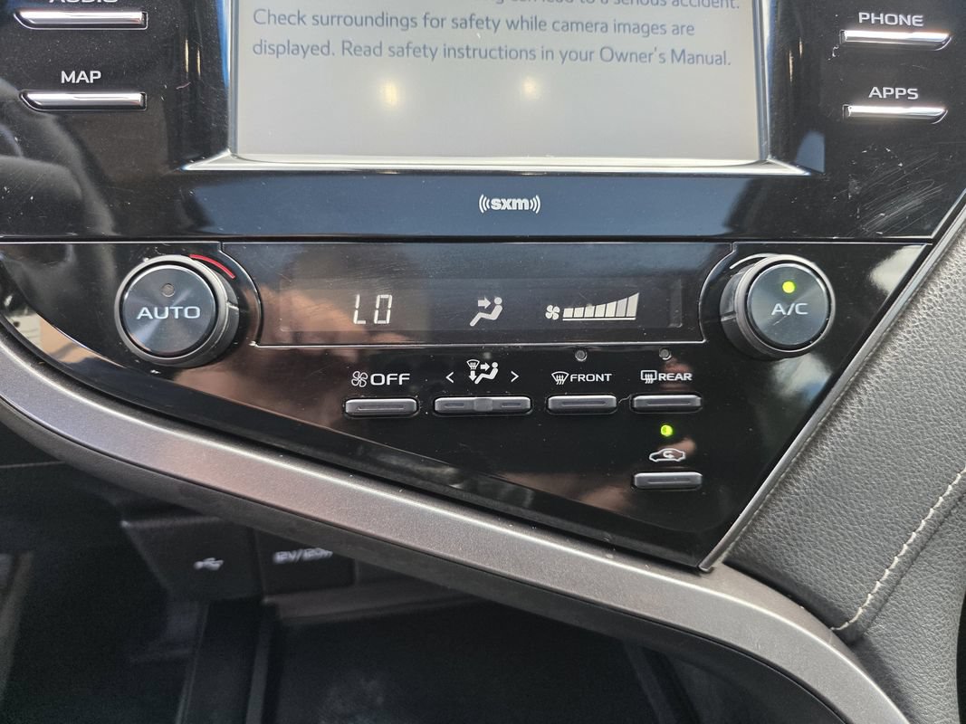 Used 2020 Toyota Camry SE FWD image 25
