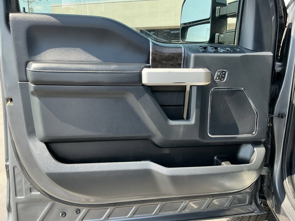 Used 2022 Ford F250 Lariat w/ Lariat Value Package image 79