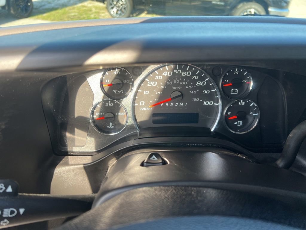 Used 2019 Chevrolet Express 3500 LT w/ LT Preferred Equipment Group RWD image 48