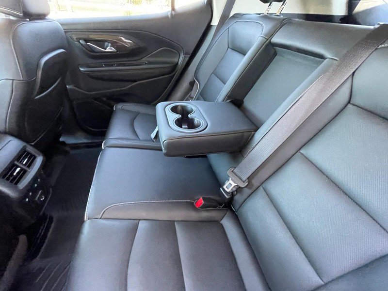 Used 2020 GMC Terrain Denali w/ Denali Premium Package FWD image 19