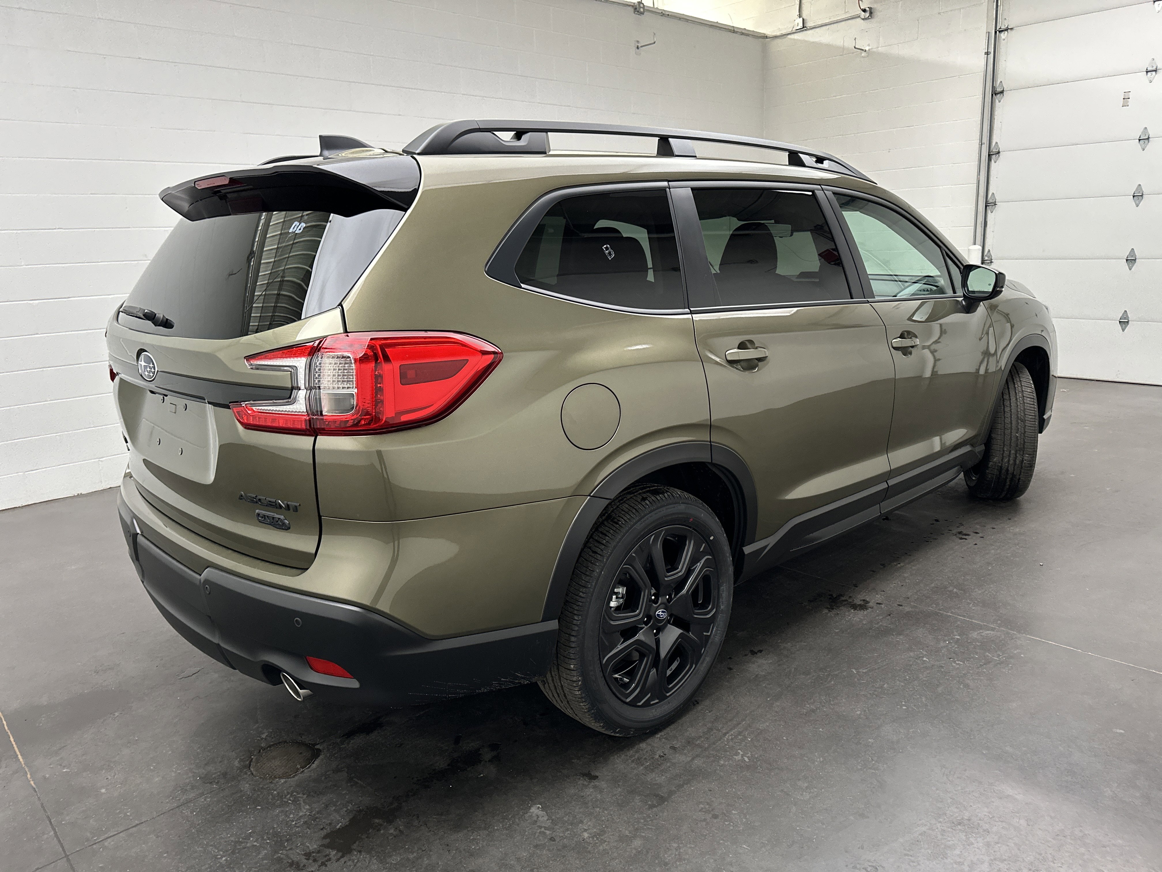 New 2025 Subaru Ascent Bronze Edition image 9