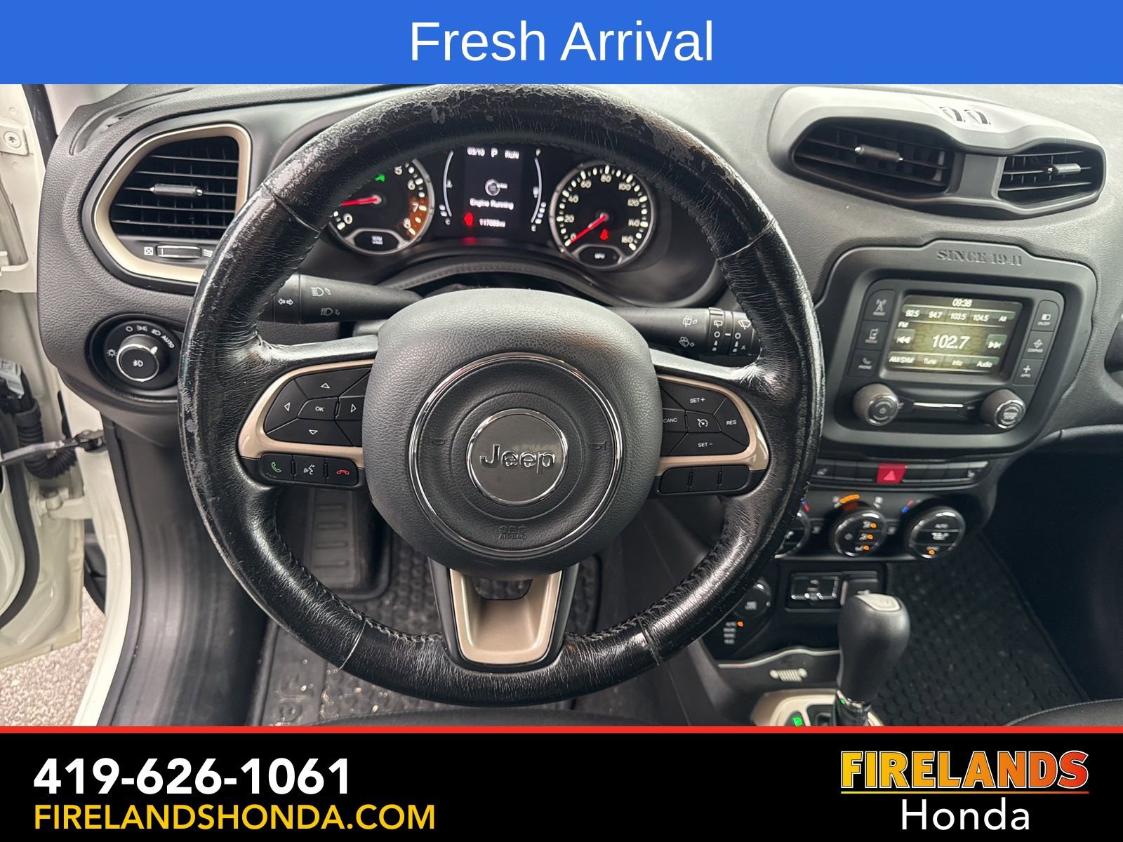 Used 2017 Jeep Renegade Latitude w/ Popular Equipment Group image 15