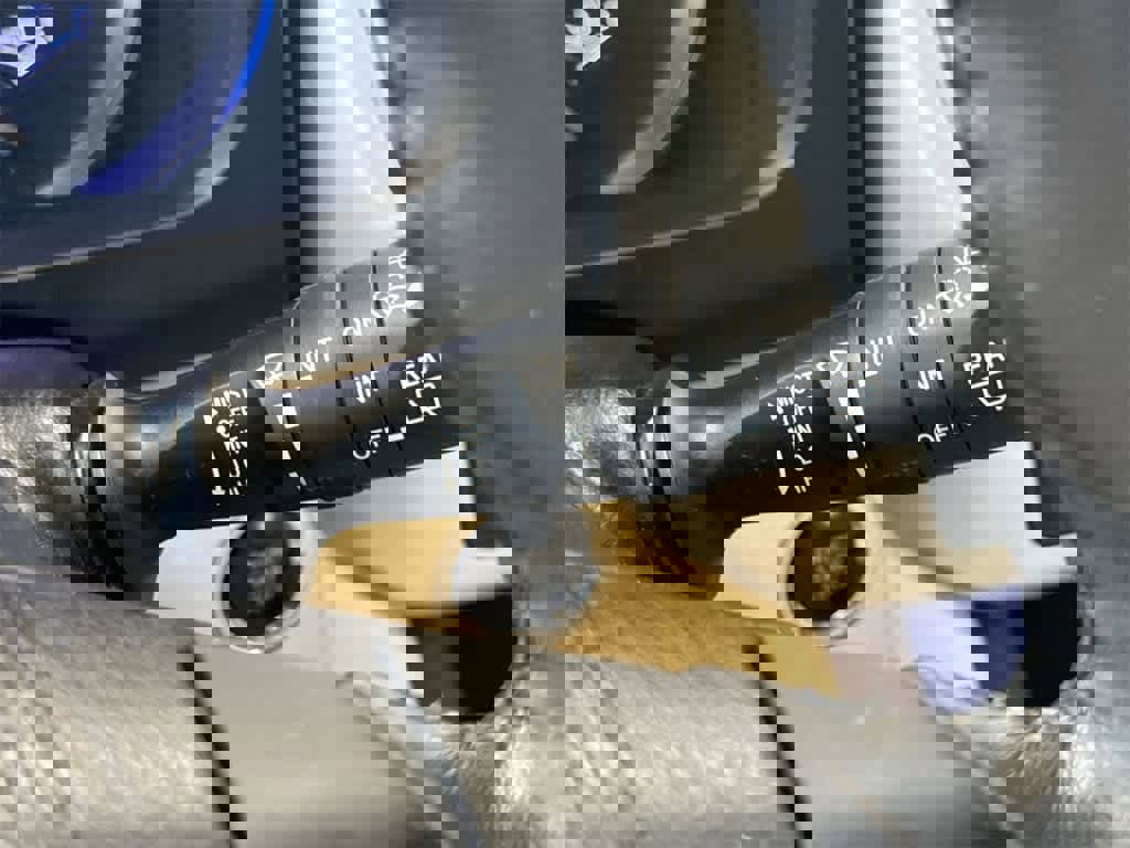 Used 2018 Toyota Highlander Limited image 28