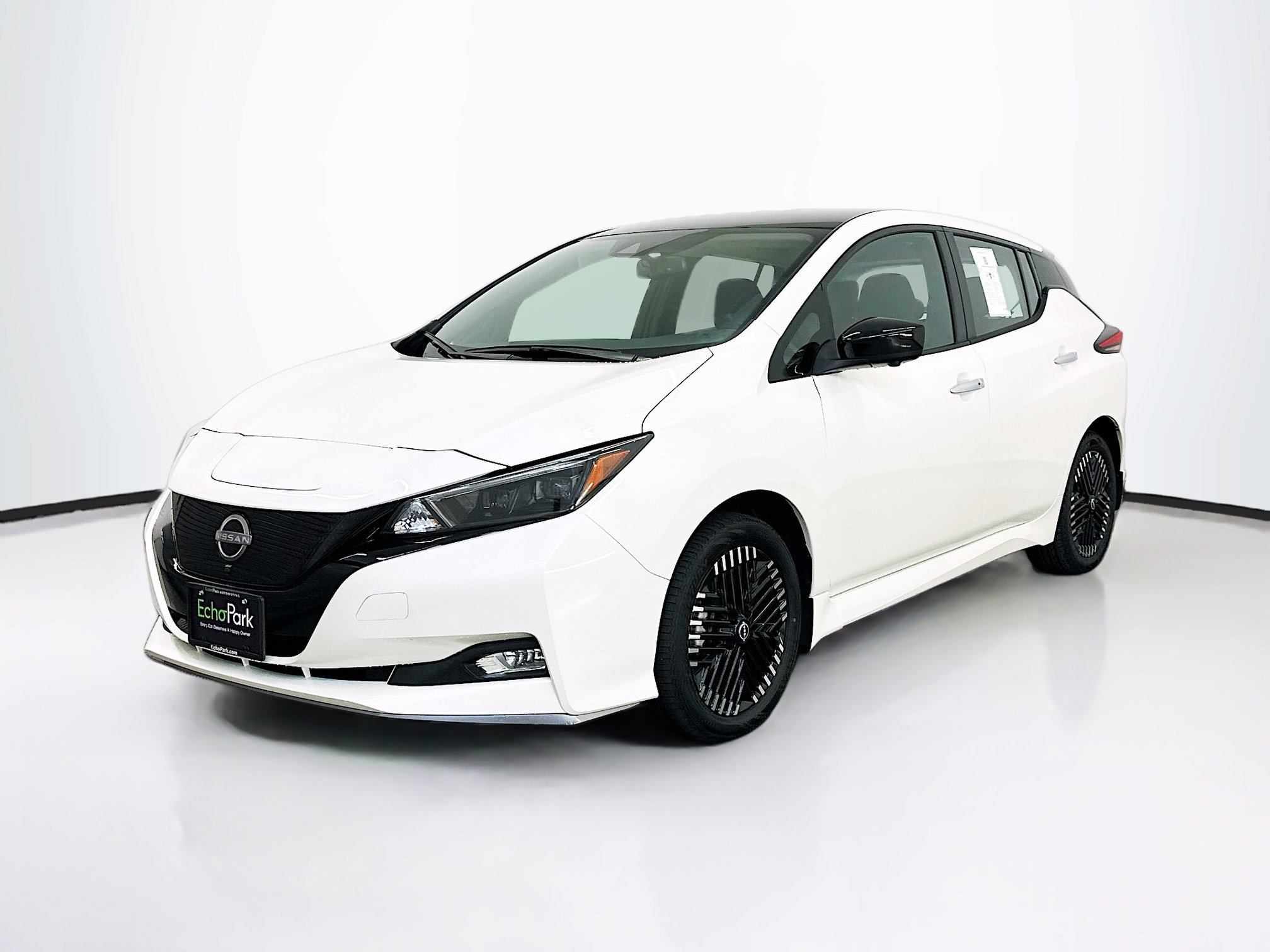 Used 2024 Nissan Leaf SV Plus FWD image 3