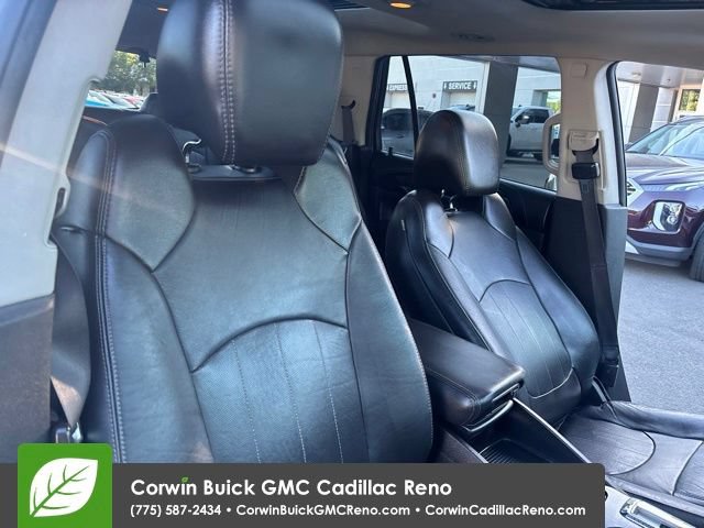 Used 2017 Buick Enclave Leather AWD/4WD image 41
