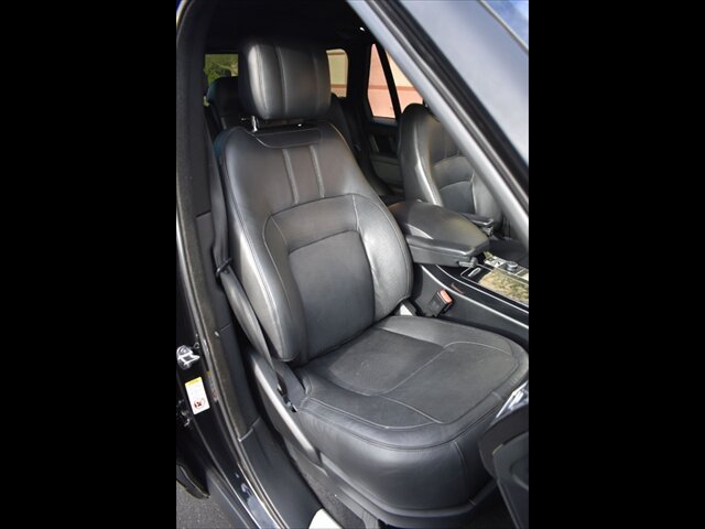 Used 2020 Land Rover Range Rover HSE AWD/4WD image 35