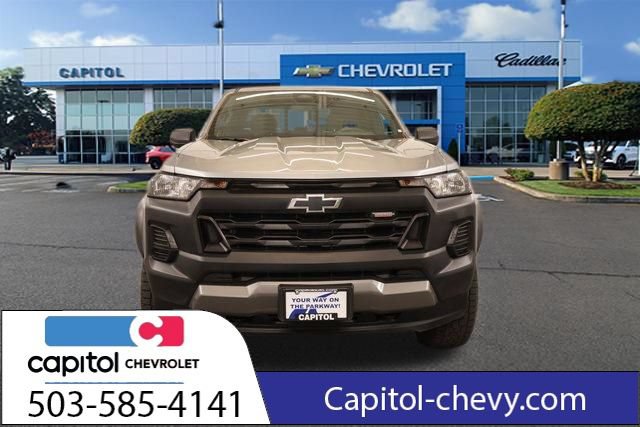 Used 2024 Chevrolet Colorado Trail Boss w/ Advanced Trailering Package AWD/4WD image 8