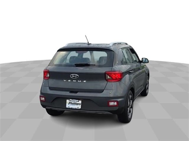 Used 2023 Hyundai Venue SEL image 8
