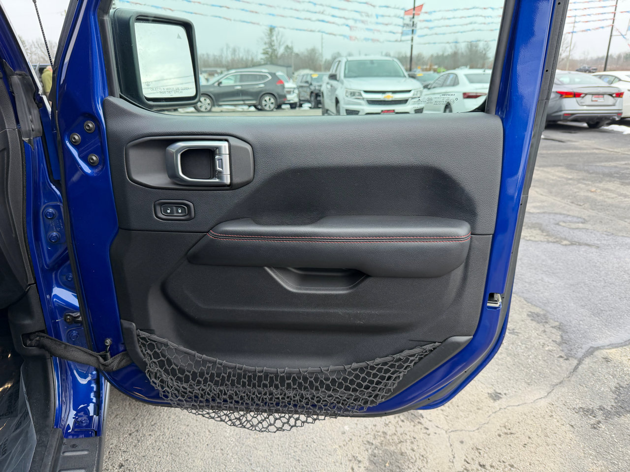 Used 2018 Jeep Wrangler Unlimited Rubicon w/ Safety Group image 20