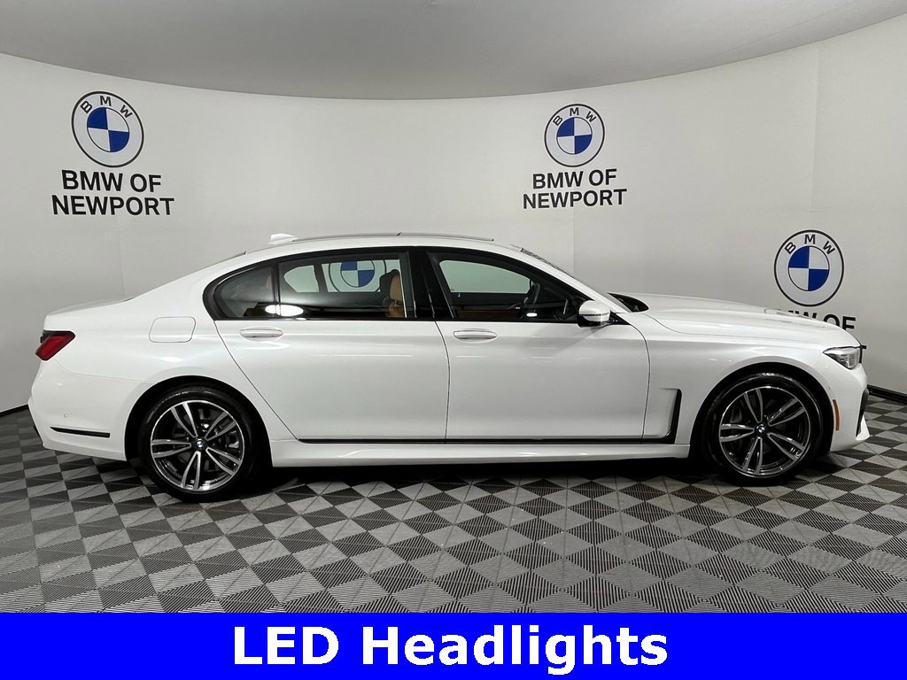 Certified 2022 BMW 750i xDrive w/ Executive Package image 9