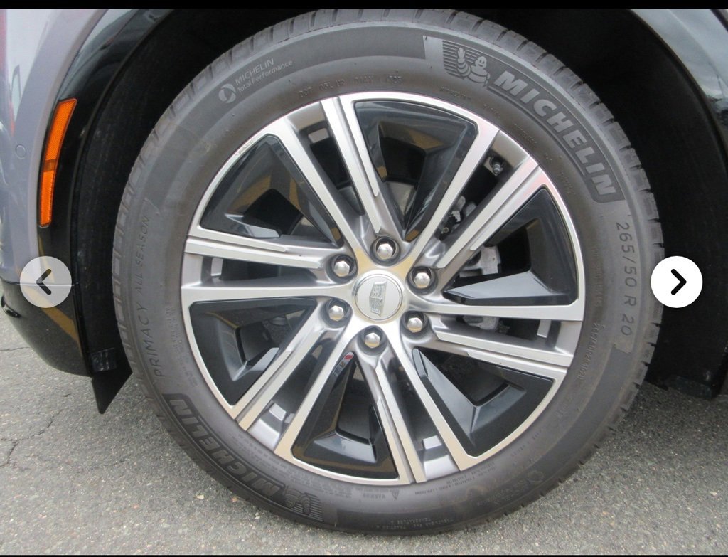 Used 2024 Cadillac Lyriq Luxury w/ LPO, Floor Liner Package image 17