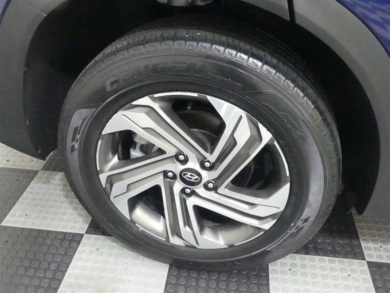 Used 2023 Hyundai Santa Fe SEL w/ Premium Package FWD image 17