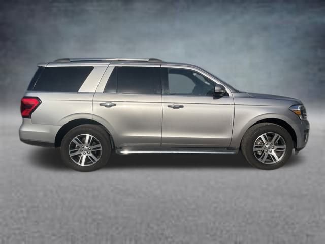 Used 2023 Ford Expedition Limited image 6