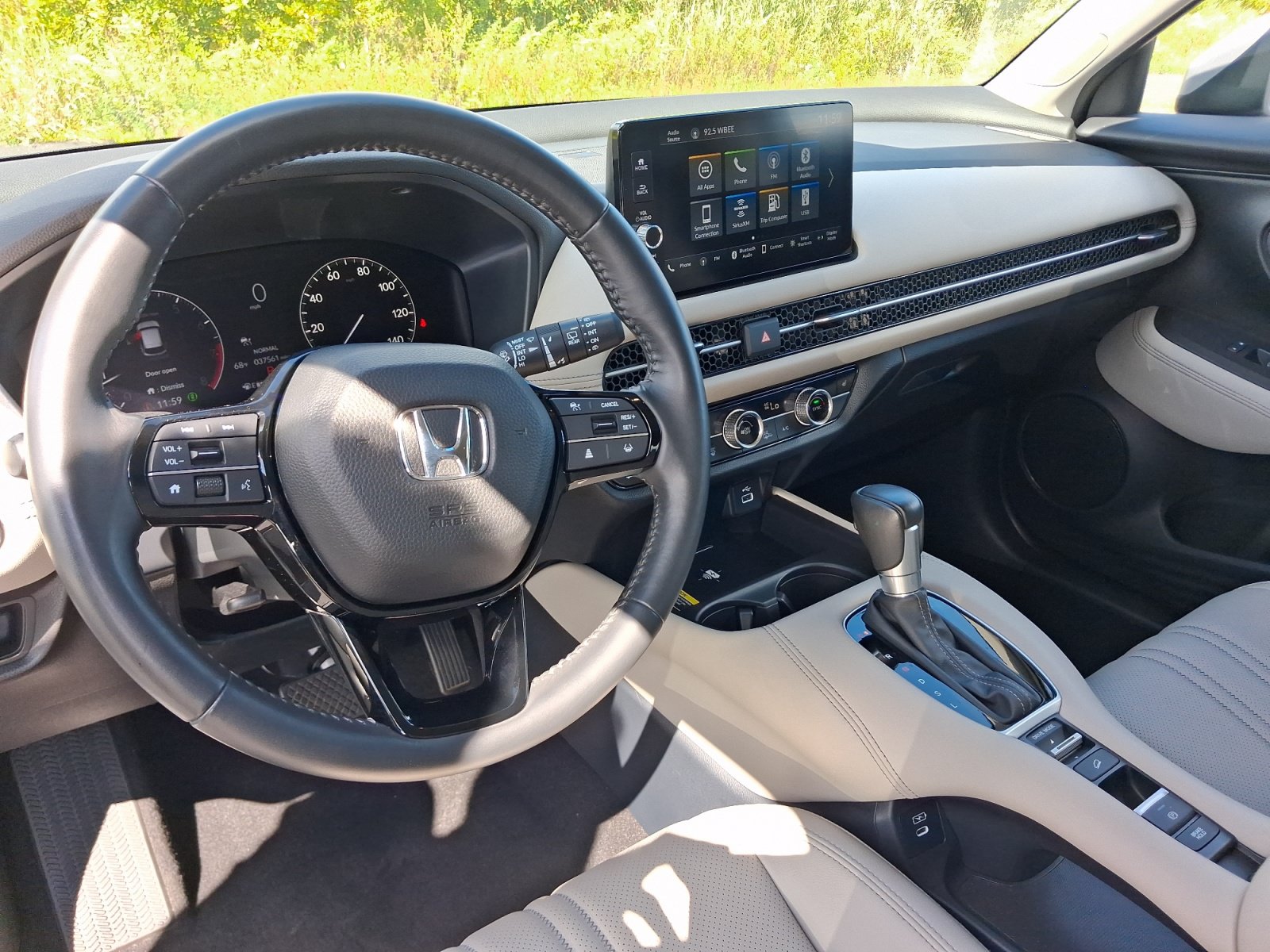 Used 2024 Honda HR-V EX-L image 4