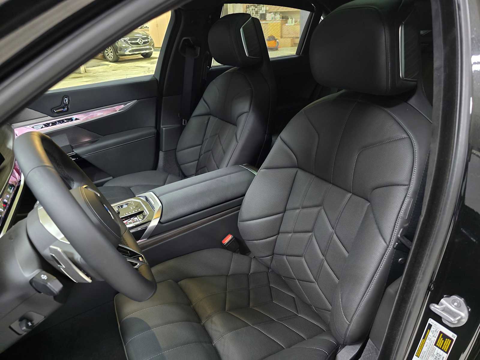 Used 2026 BMW 760i xDrive 760i xDrive w/ Executive Package image 22