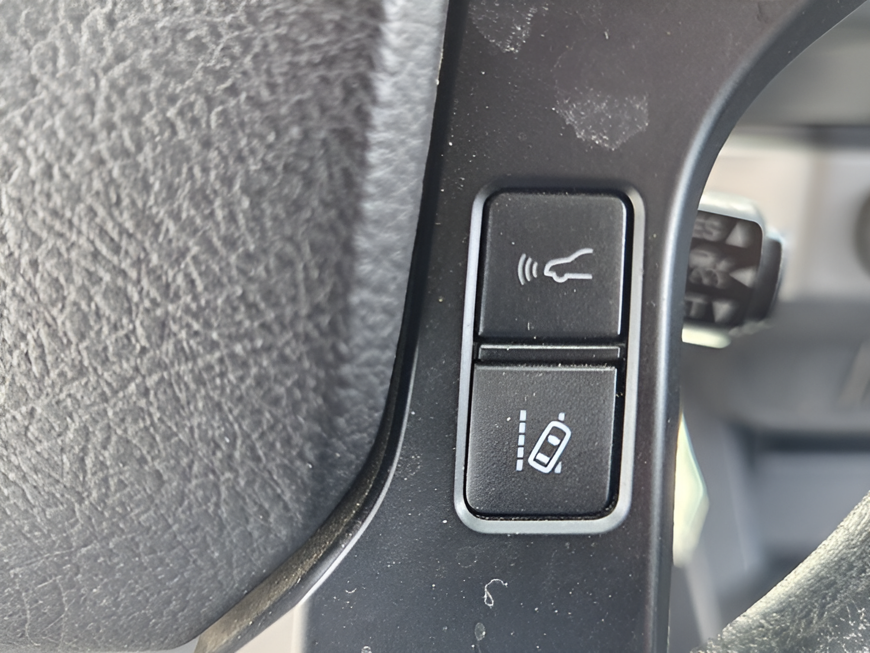 Used 2022 Toyota Tacoma SR w/ SR Convenience Package AWD/4WD image 26