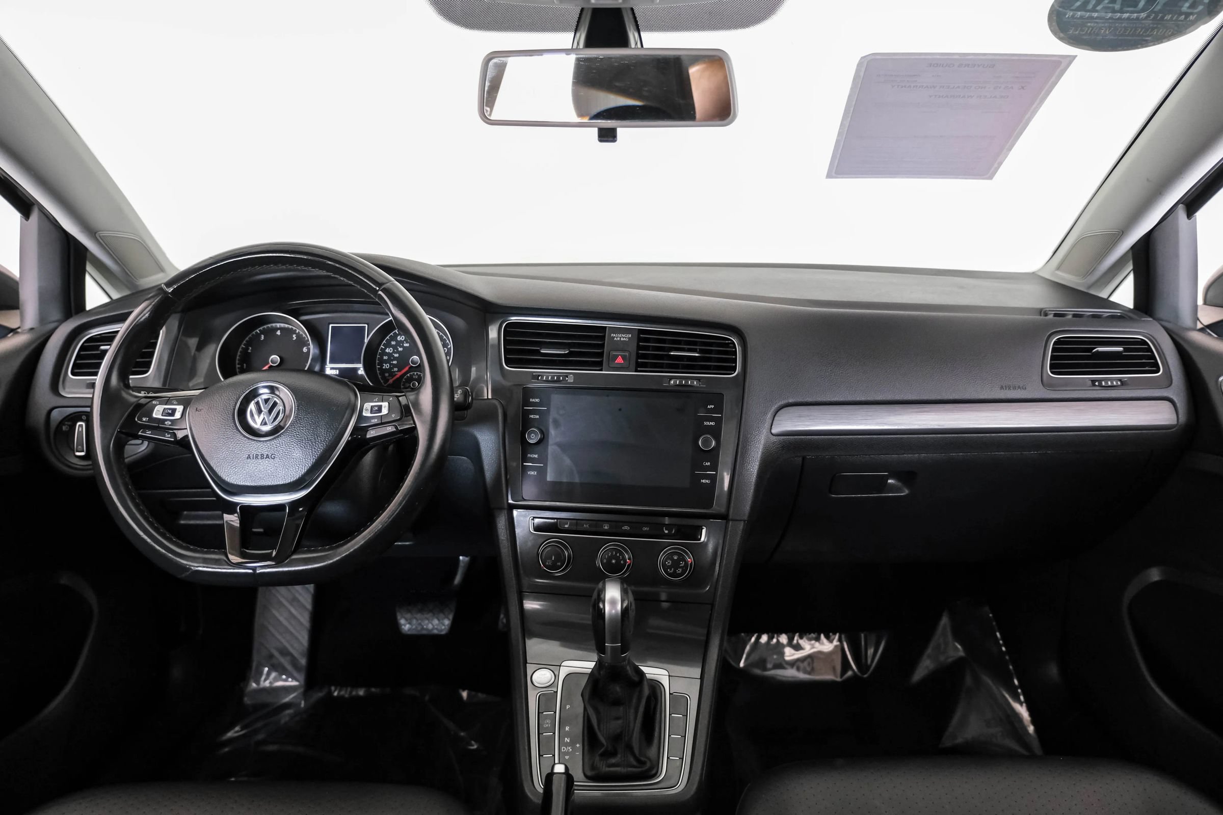 Used 2019 Volkswagen Golf SE FWD image 13