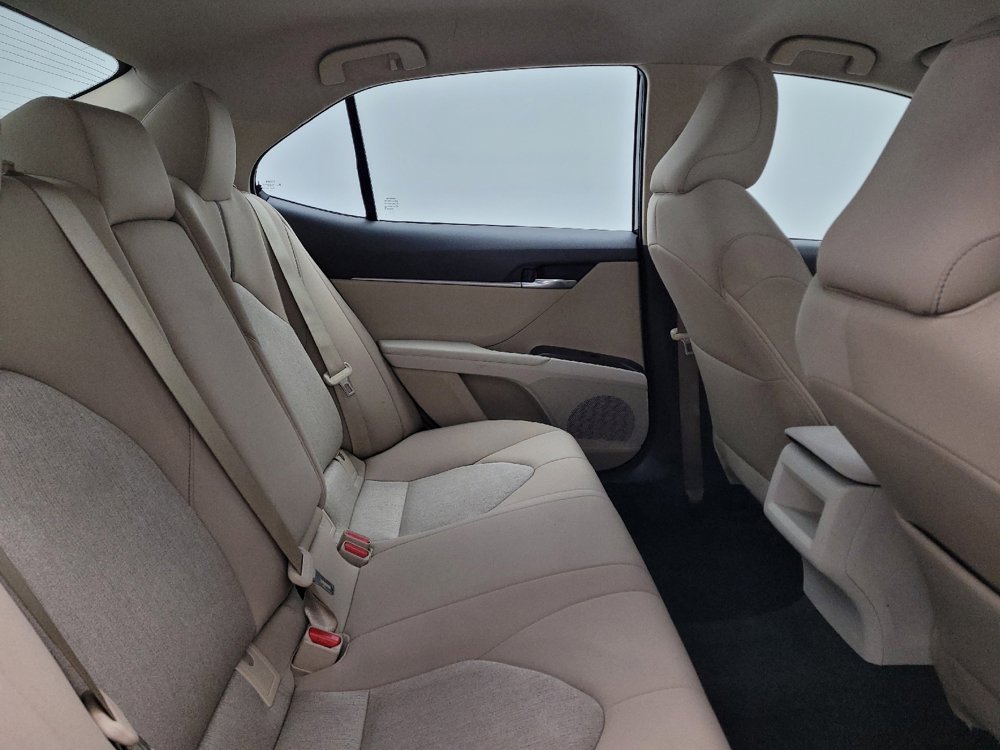 Used 2023 Toyota Camry LE image 19