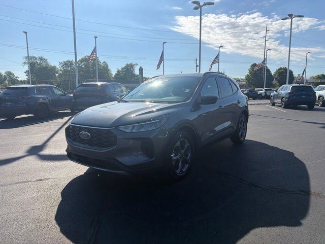 Used 2025 Ford Escape ST-Line FWD image 22