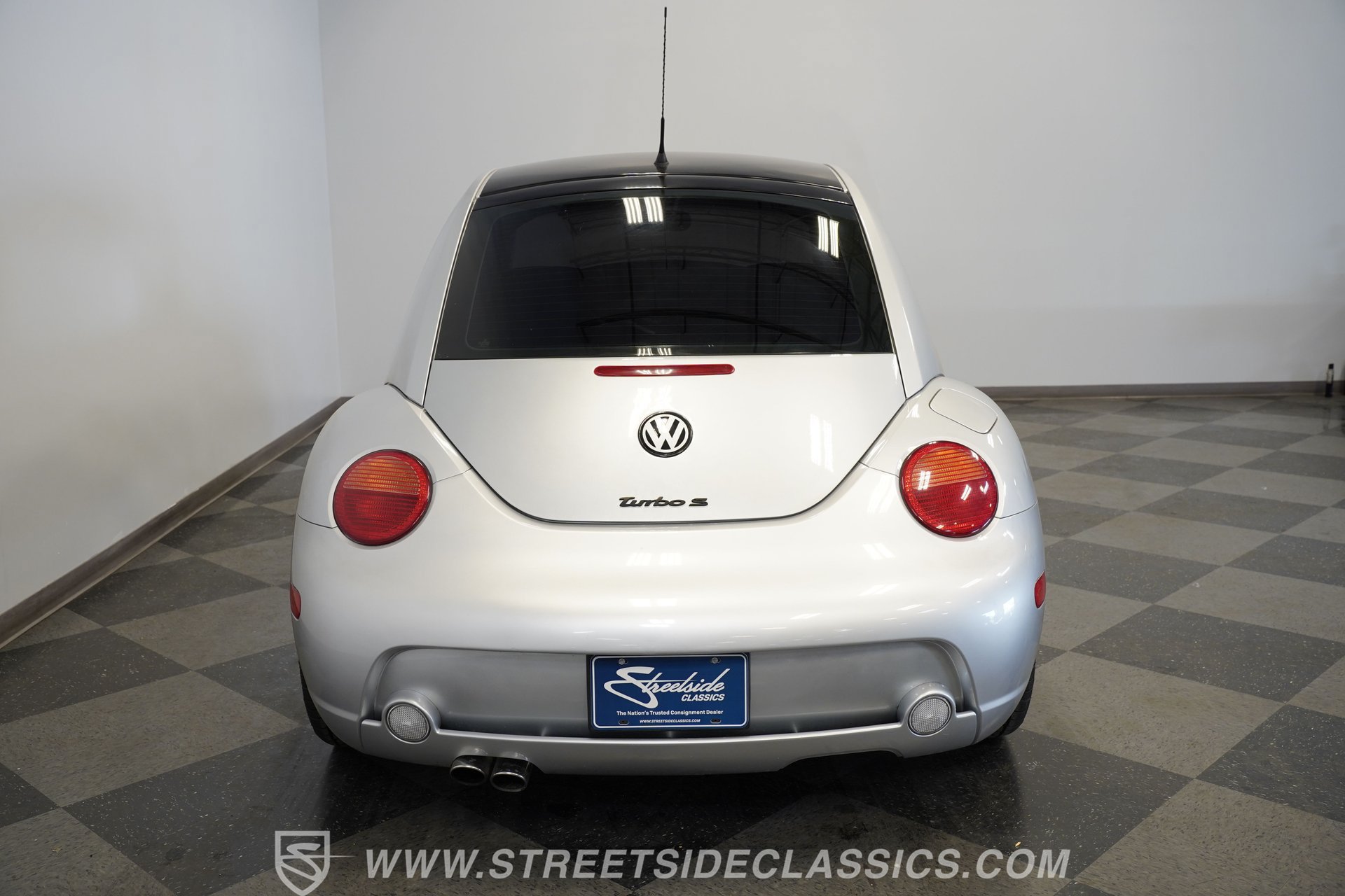 Used 2003 Volkswagen Beetle S FWD image 11