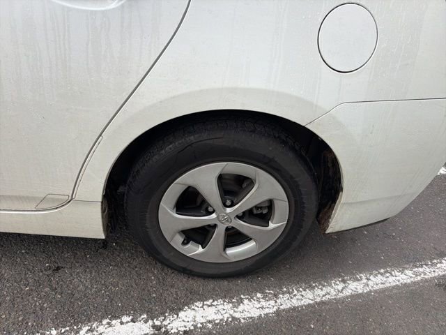 Used 2013 Toyota Prius Three image 17