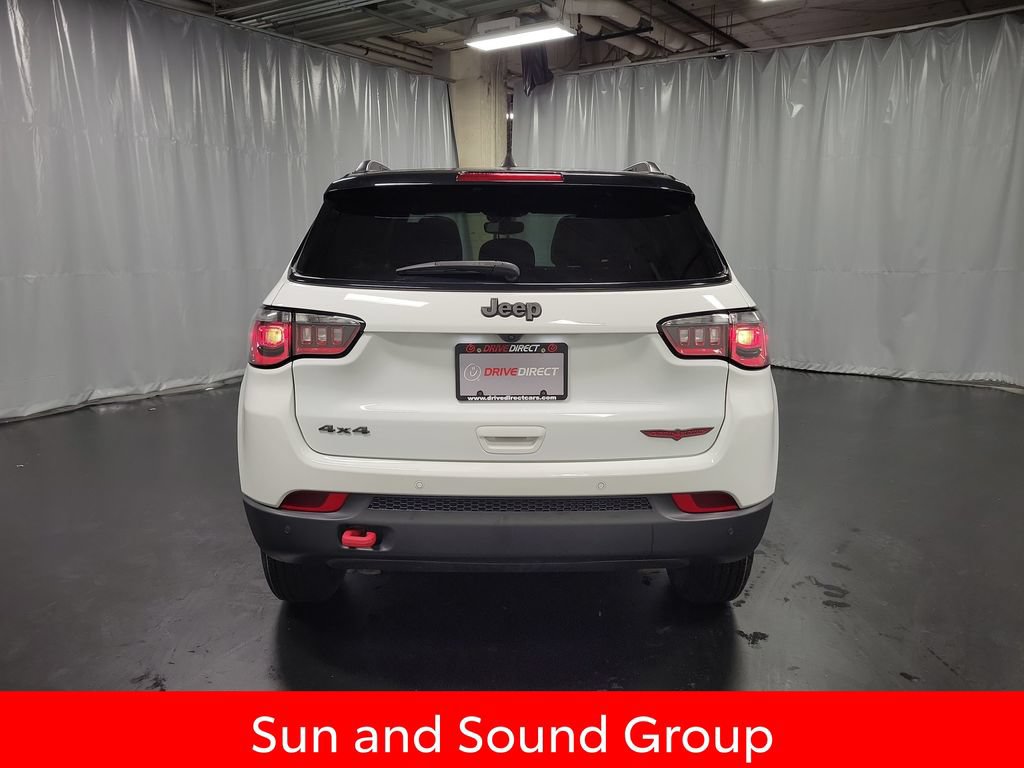 Used 2023 Jeep Compass Trailhawk w/ Sun and Sound Group AWD/4WD image 7