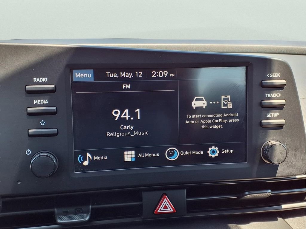 Used 2025 Hyundai Elantra Sport FWD image 10