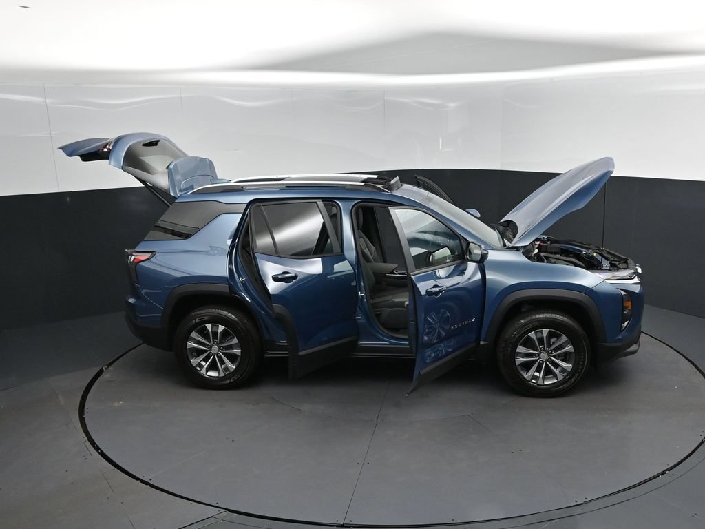 New 2027 Chevrolet Equinox LT w/ Convenience Package II FWD image 50