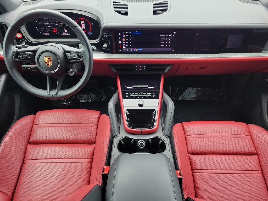 Certified 2026 Porsche Cayenne AWD/4WD image 20