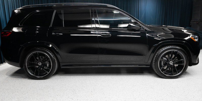 New 2026 Mercedes-Benz GLS 450 4MATIC image 4