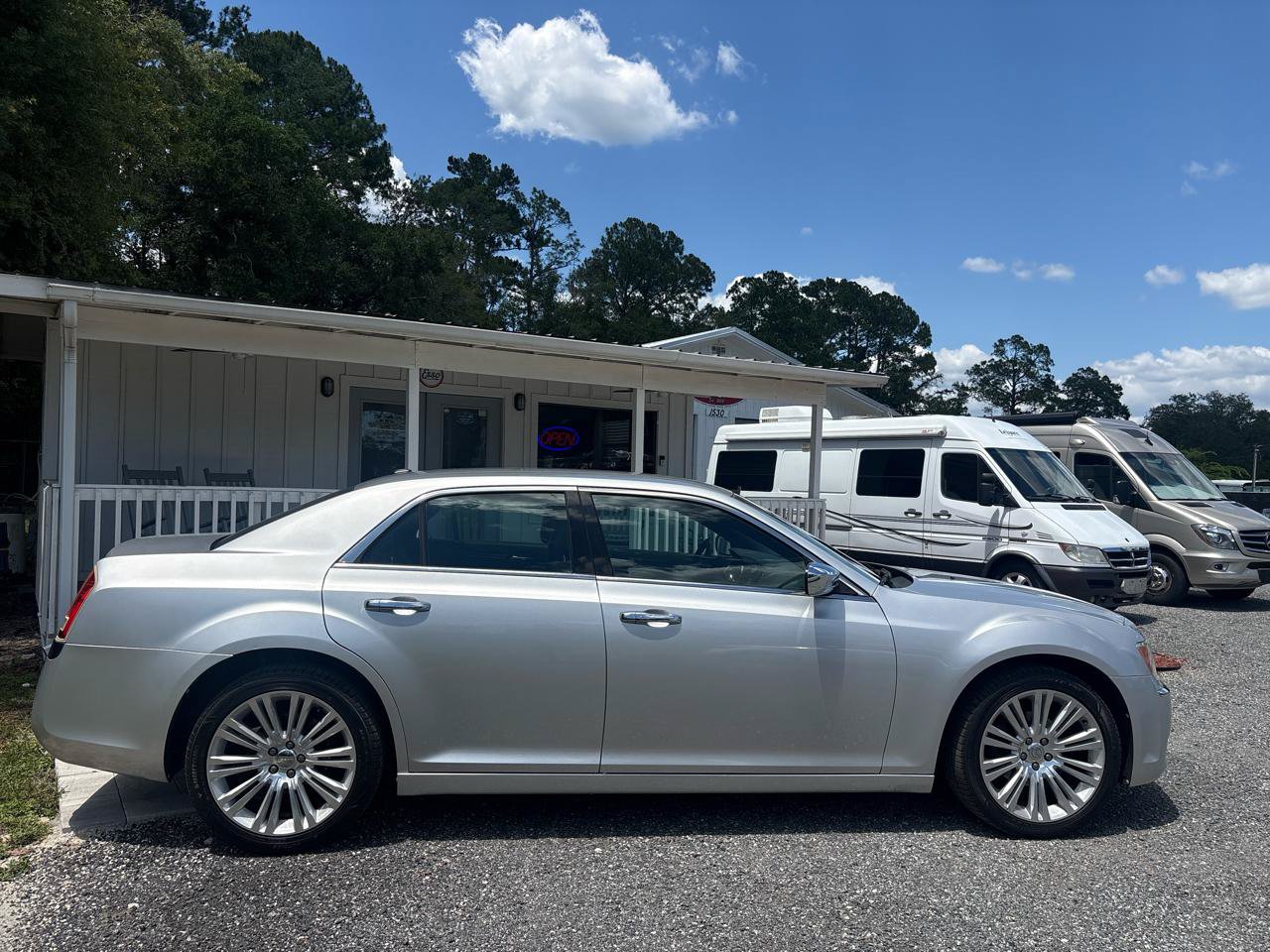 Used 2011 Chrysler 300 Limited w/ Sound Group RWD image 8