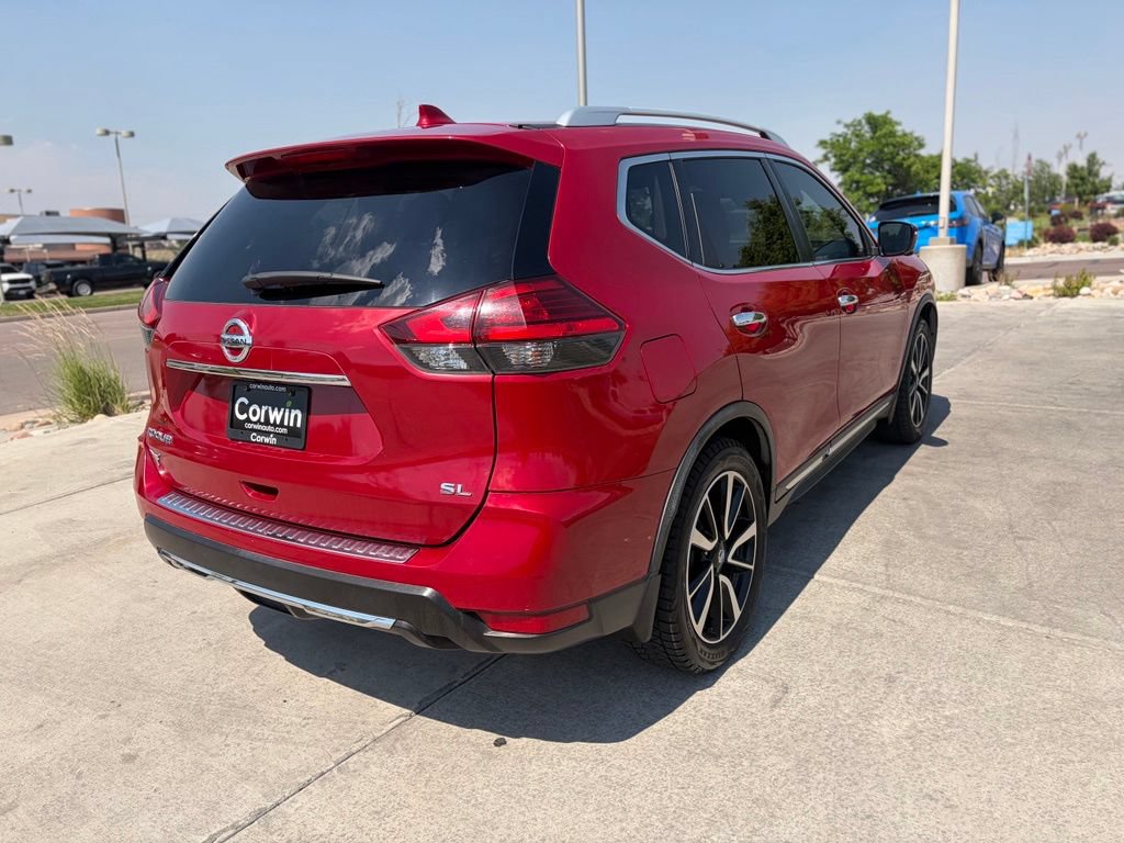 Used 2017 Nissan Rogue SL w/ SL Premium Package FWD image 9