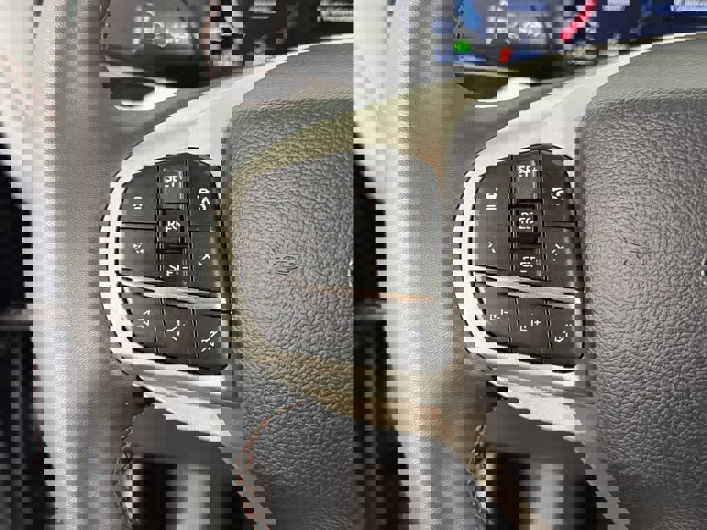 Used 2025 Ford Explorer Active image 49