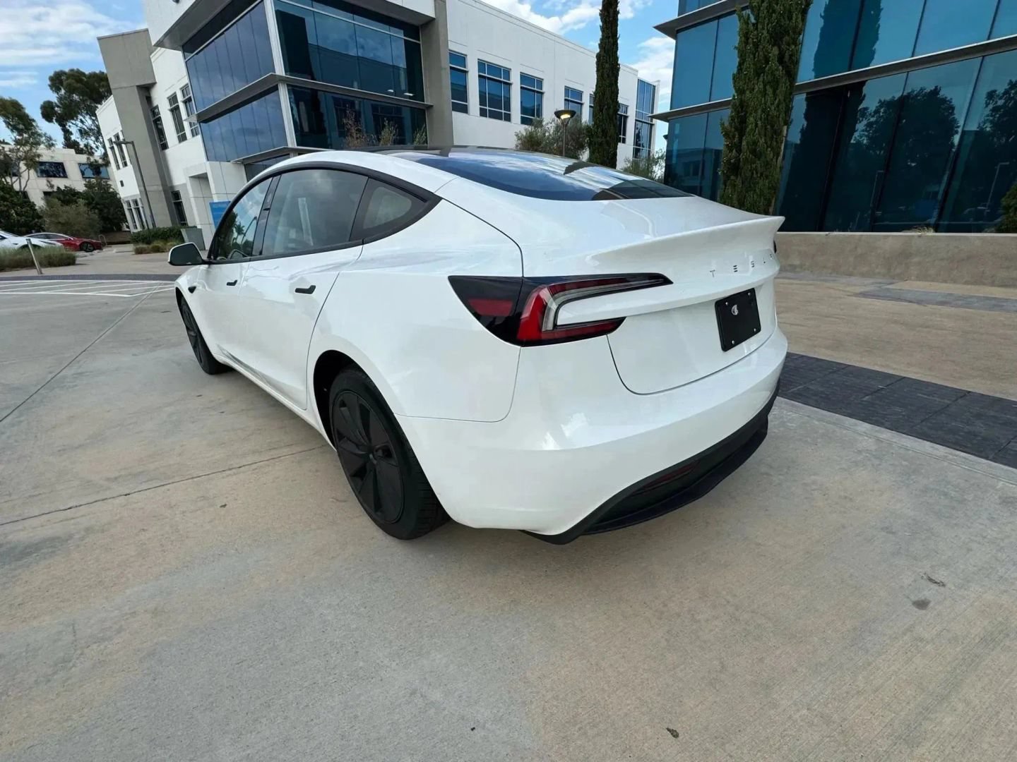 Used 2024 Tesla Model 3 Long Range RWD image 5