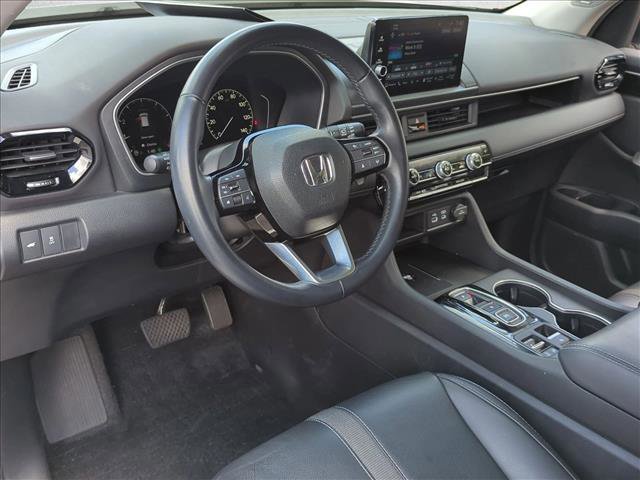 Certified 2024 Honda Pilot Touring image 10