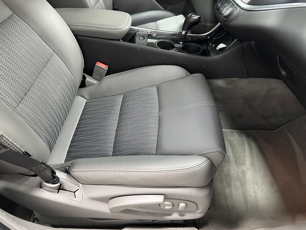 Used 2019 Chevrolet Impala LS FWD image 53