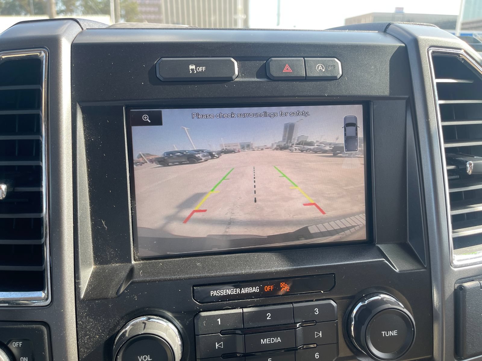 Used 2015 Ford F150 XLT w/ Equipment Group 302A Luxury RWD image 34