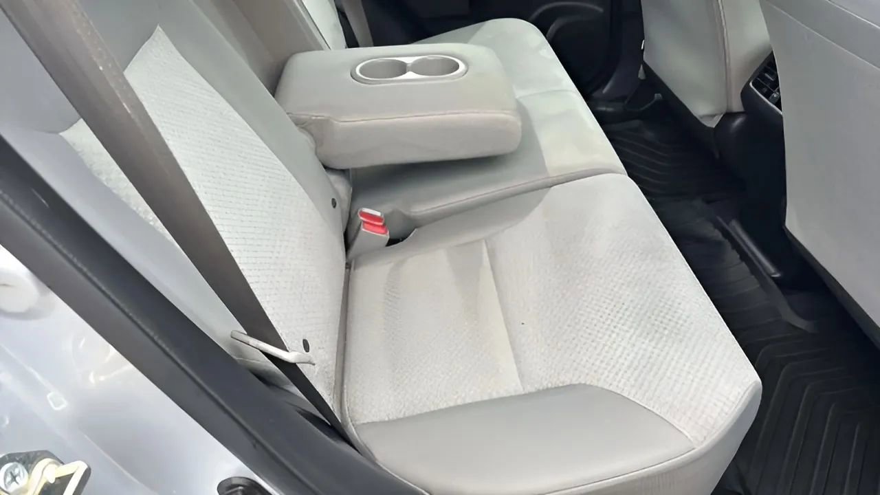 Used 2016 Honda CR-V LX image 40